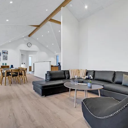 Feriehus Gorgeous In With Kitchen