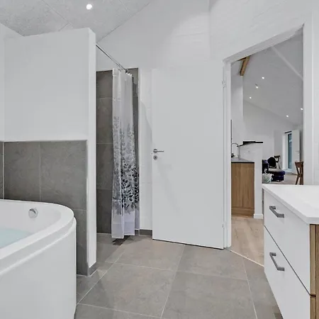 Сasa de vacaciones Gorgeous In With Kitchen