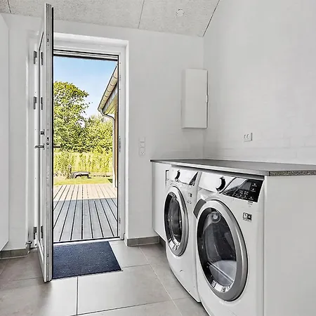 Feriehus Gorgeous In With Kitchen Sjolund