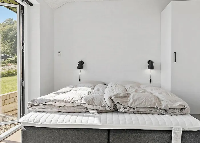 Gorgeous In With Kitchen Casa vacanze Sjolund